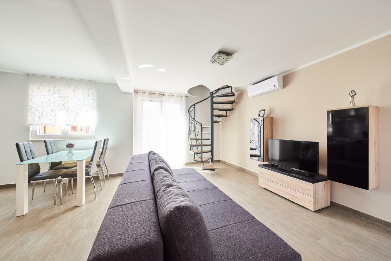 Apartment Tamara Umag Exterior foto